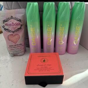 Daise Body Wash, Mom Bomb Bath Soak & Spongelle